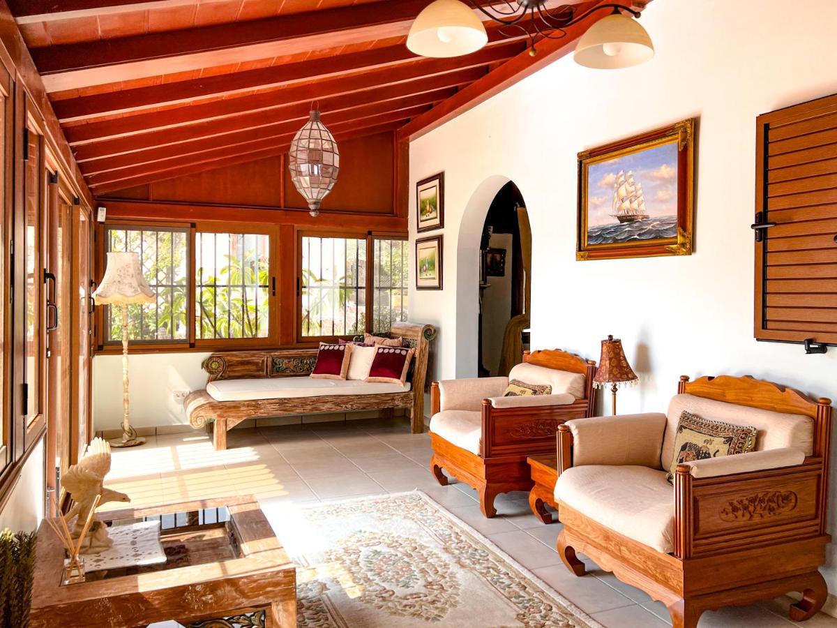 Exquisite Rural House With Garden, Pool And Sea Views Villa Arico Viejo Dış mekan fotoğraf