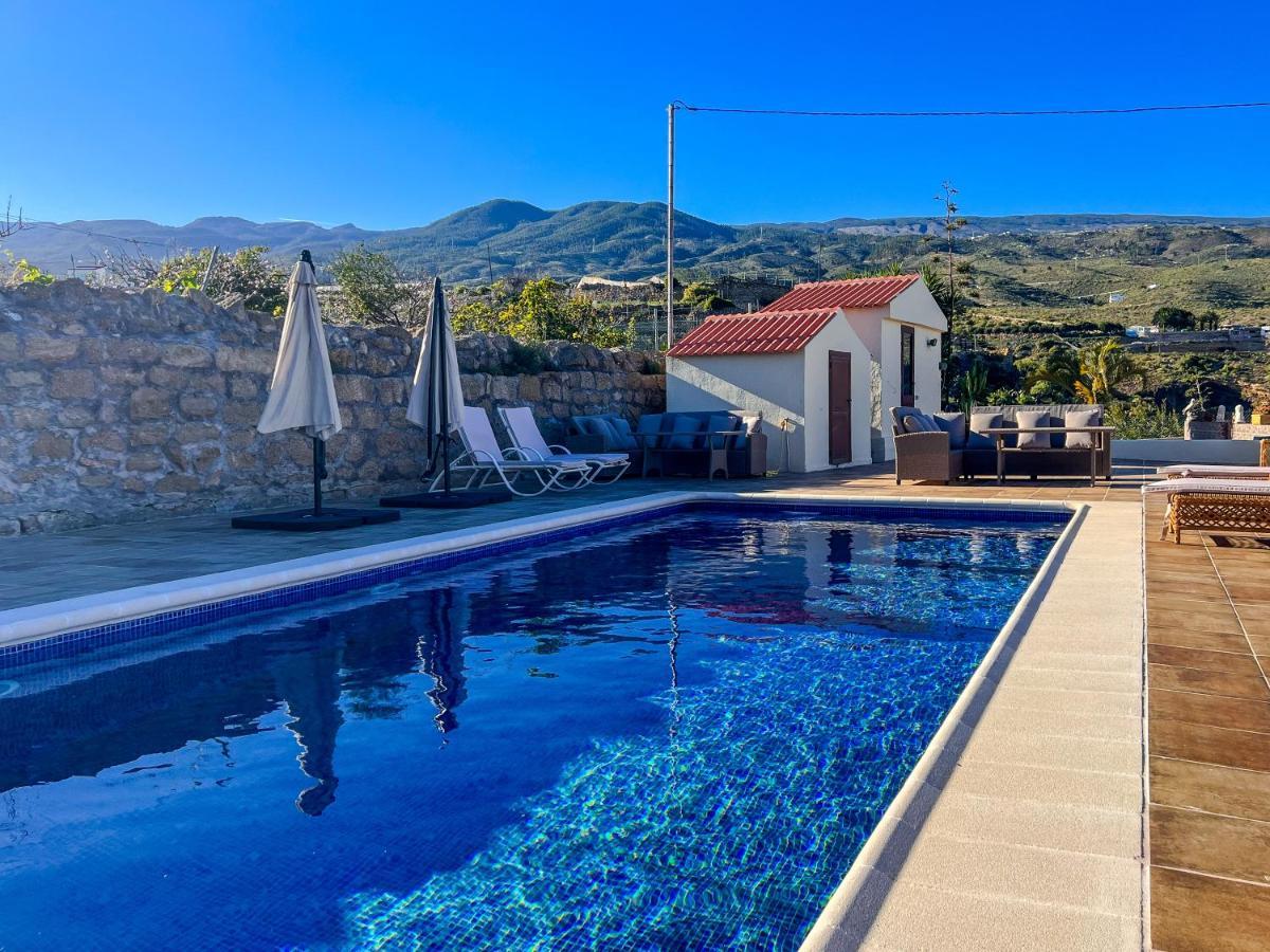 Exquisite Rural House With Garden, Pool And Sea Views Villa Arico Viejo Dış mekan fotoğraf